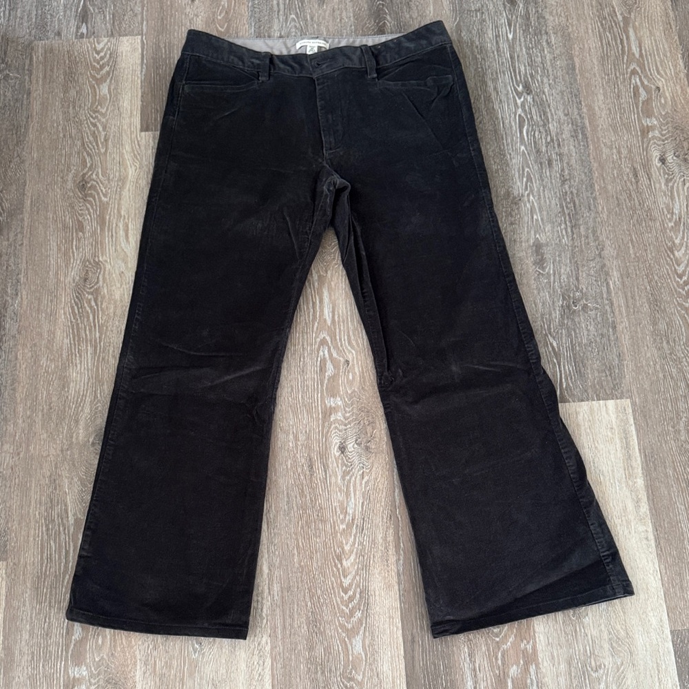 Banana Republic - Charcoal Gray Corduroy Trouser Pants - Flare leg - Size 31P